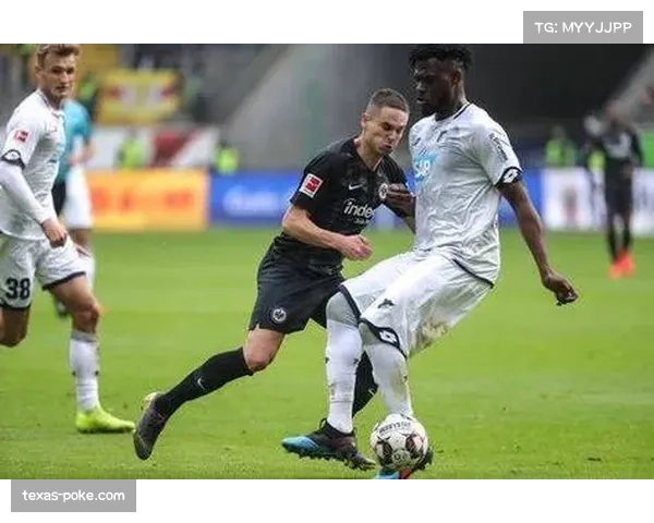 桑德兰补时绝杀布伦特福德收获关键三分成功逃离降级区